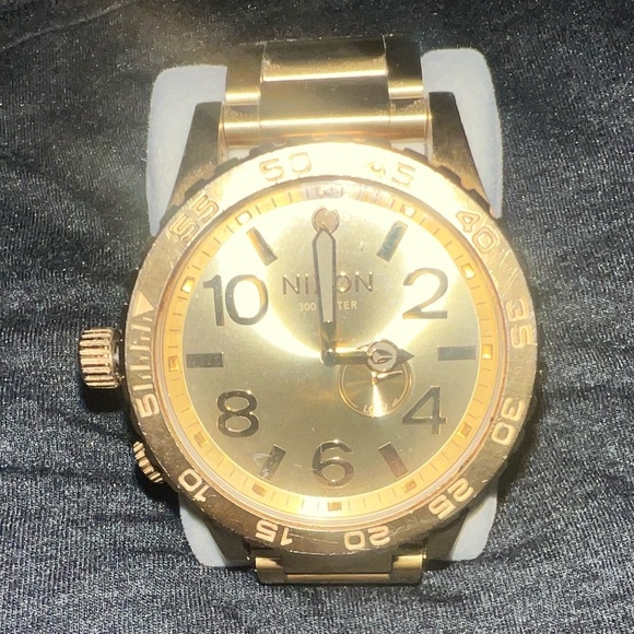Nixon Gold 51-30 Watch! - Picture 2 of 6